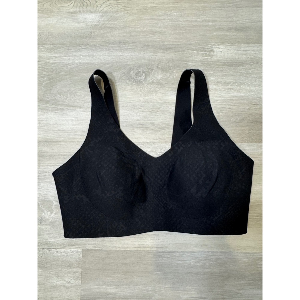Lululemon Glow Up Bra Black Jacquard Longline V-Neck Sports Bra